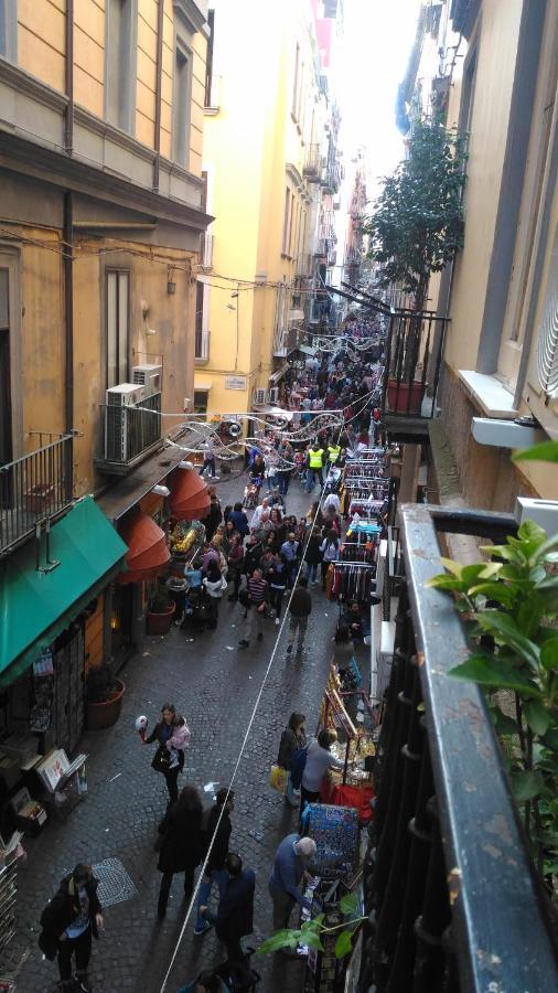 La Via Dei Presepi Naples